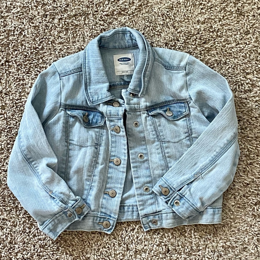 Girls Old Navy Denim Jacket (Size 3T)